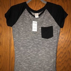 NWT pocket tee - L